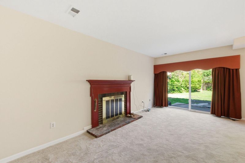 6333 Gildar St, Alexandria, VA 22310