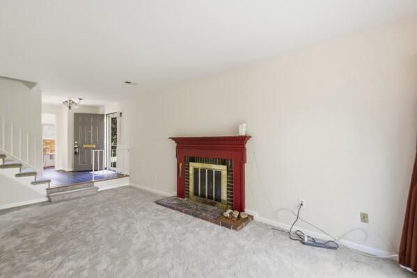 6333 Gildar St, Alexandria, VA 22310