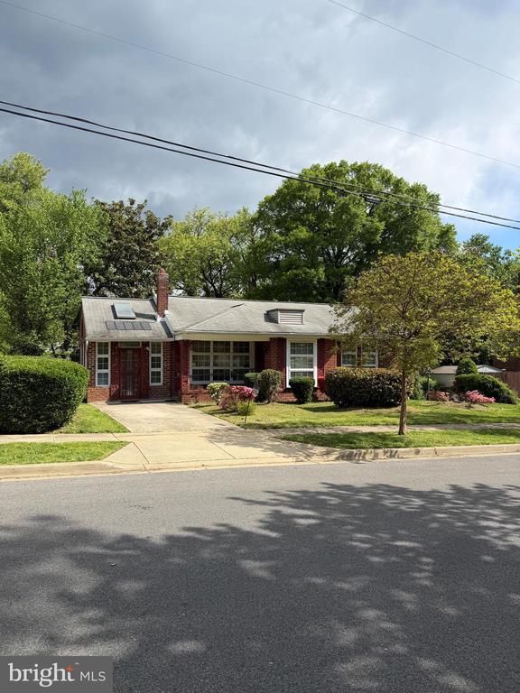 6239 87th Ave, Hyattsville, MD 20784
