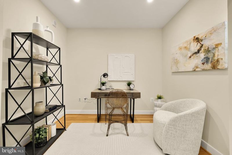 2425 L St NW #234, Washington, DC 20037