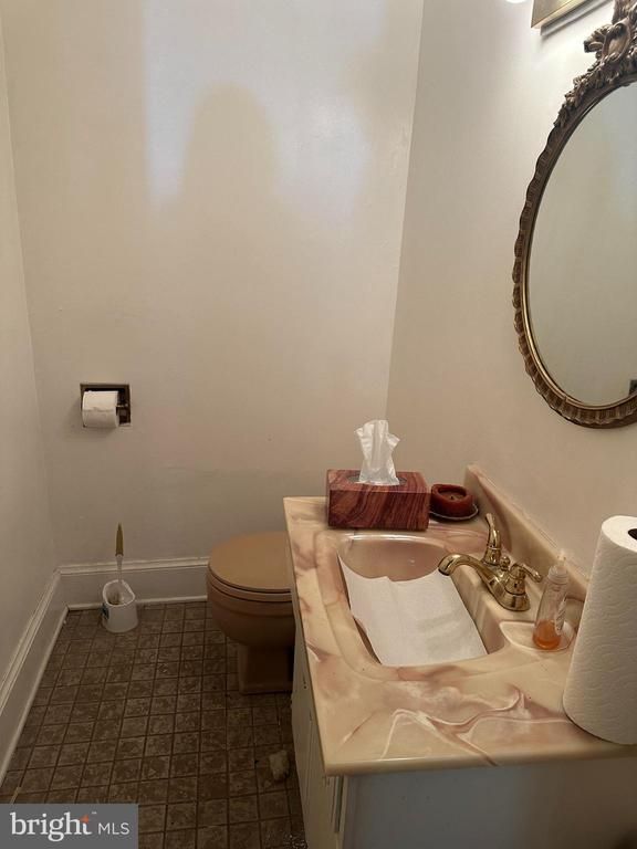 3226 Cleveland Ave NW, Washington, DC 20008