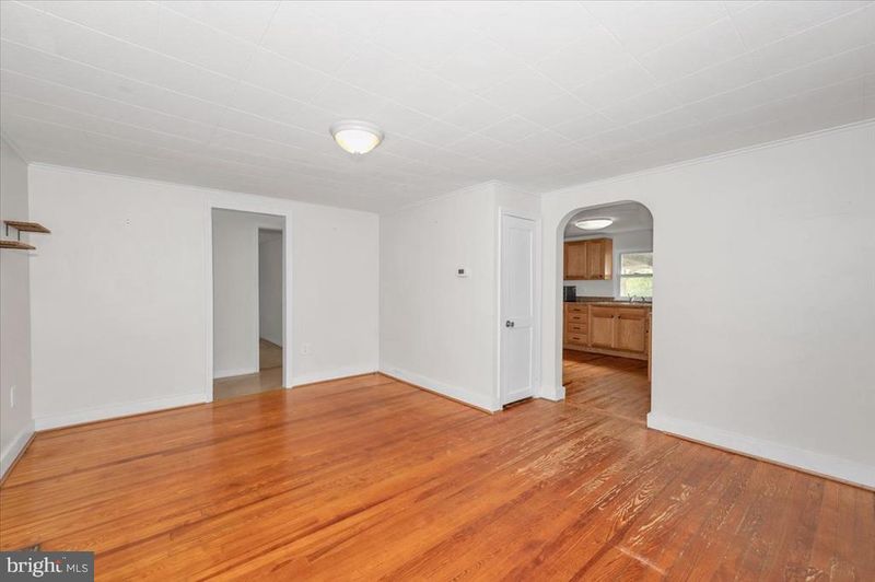 13035 Brice Rd, Thurmont, MD 21788