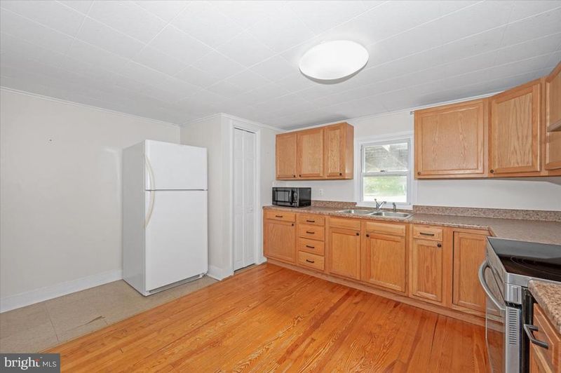 13035 Brice Rd, Thurmont, MD 21788