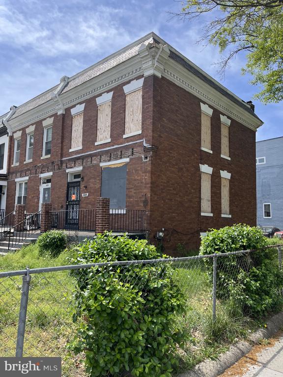 2428 North Capitol St NW, Washington, DC 20002