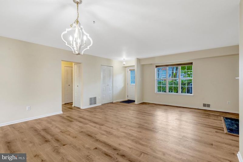13738 Autumn Vale Ct #16F, Chantilly, VA 20151