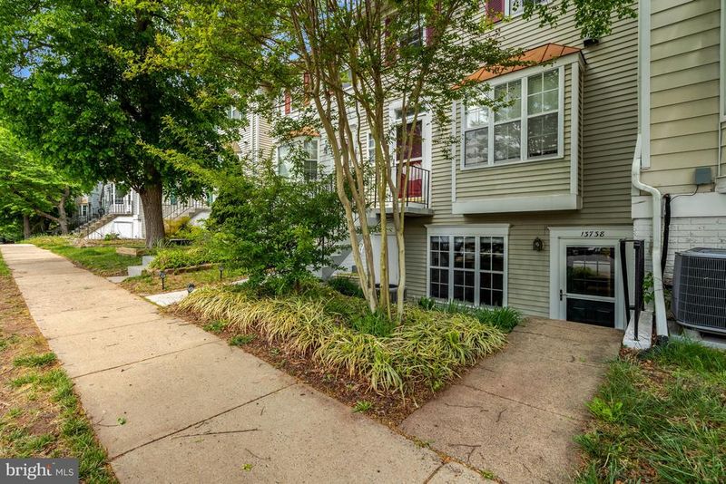 13738 Autumn Vale Ct #16F, Chantilly, VA 20151