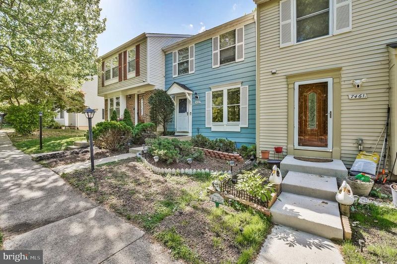 7459 Aspenpark Rd, Lorton, VA 22079