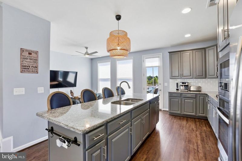 42321 Alder Forest Ter, Sterling, VA 20166