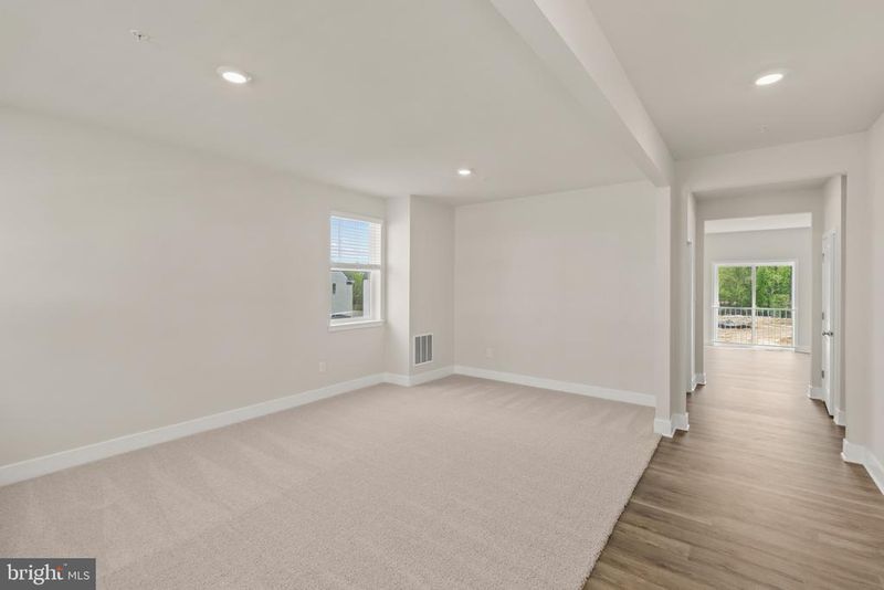 5123 Glistening Pond Way, Upper Marlboro, MD 20772