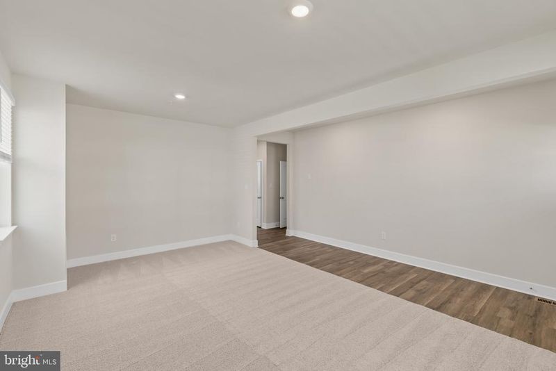 5123 Glistening Pond Way, Upper Marlboro, MD 20772