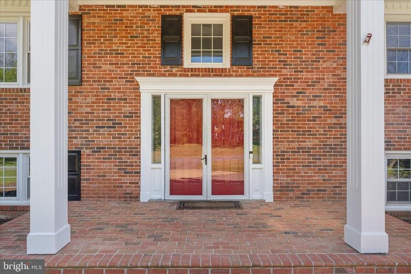 40719 Woodside Pl, Leesburg, VA 20175