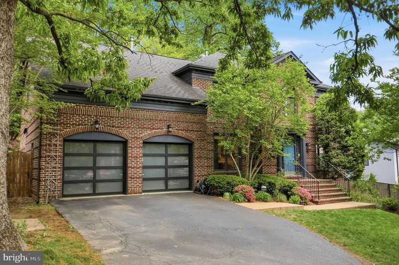 2235 Military Rd, Arlington, VA 22207