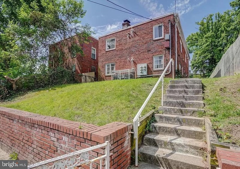 506 Eastern Ave NE #102, Washington, DC 20019