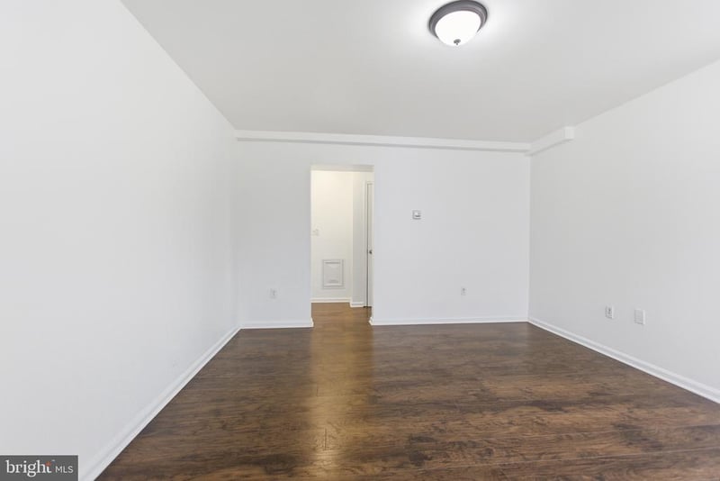506 Eastern Ave NE #102, Washington, DC 20019