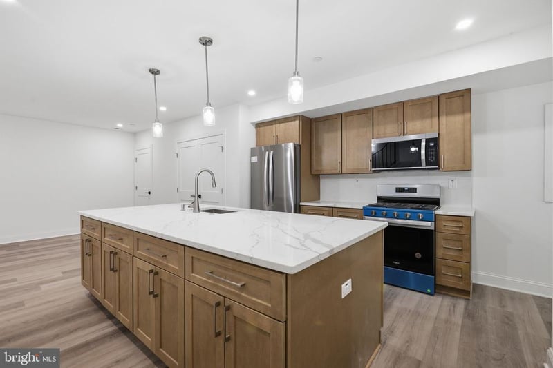 2404 North Capitol St NW #A, Washington, DC 20002