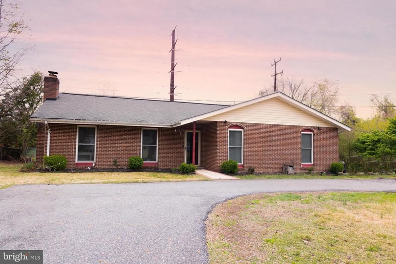 1205 Aquia Dr, Stafford, VA 22554