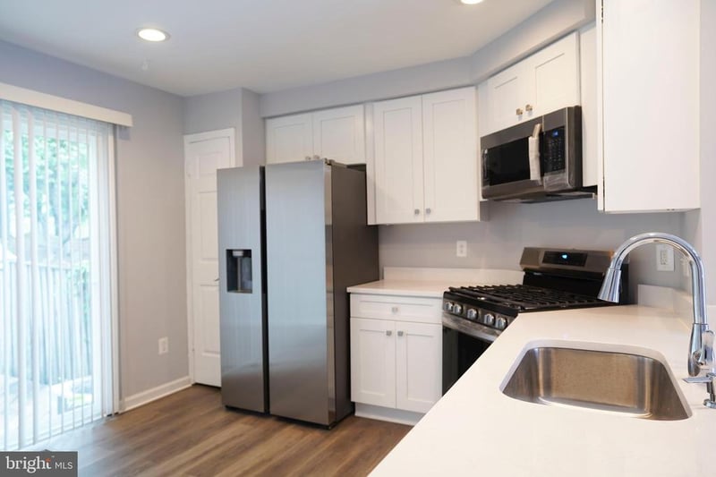 14717 Basingstoke Loop, Centreville, VA 20120