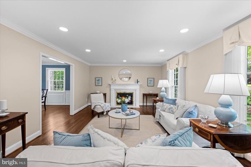 10500 Stable Ln, Potomac, MD 20854