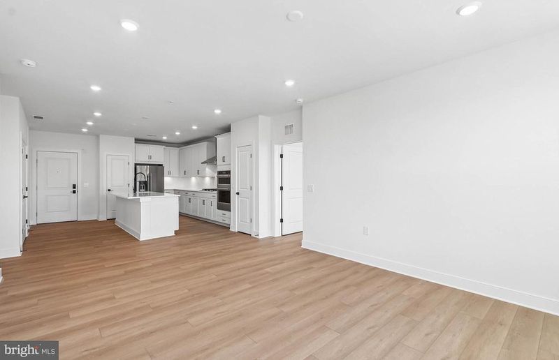 1121 Fortune Ter #303, Potomac, MD 20854