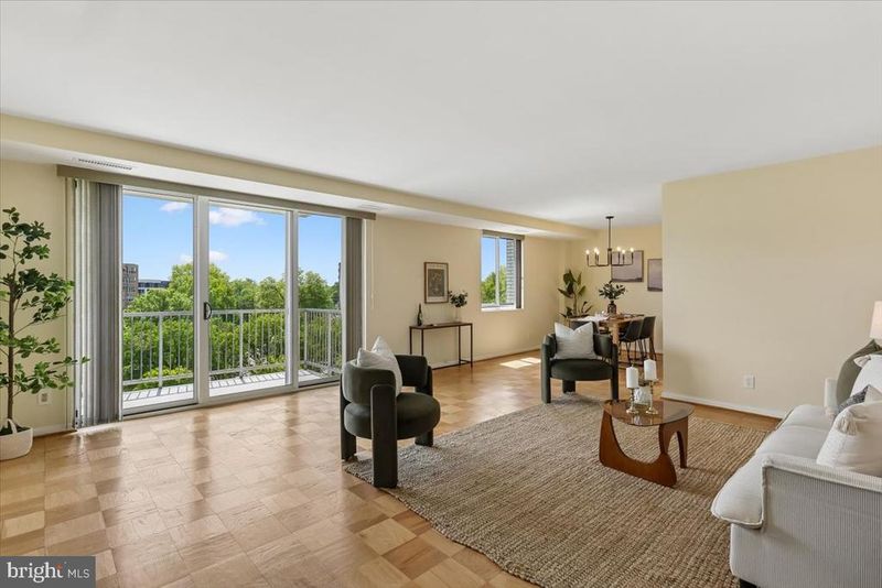 4977 Battery Ln #1-902, Bethesda, MD 20814