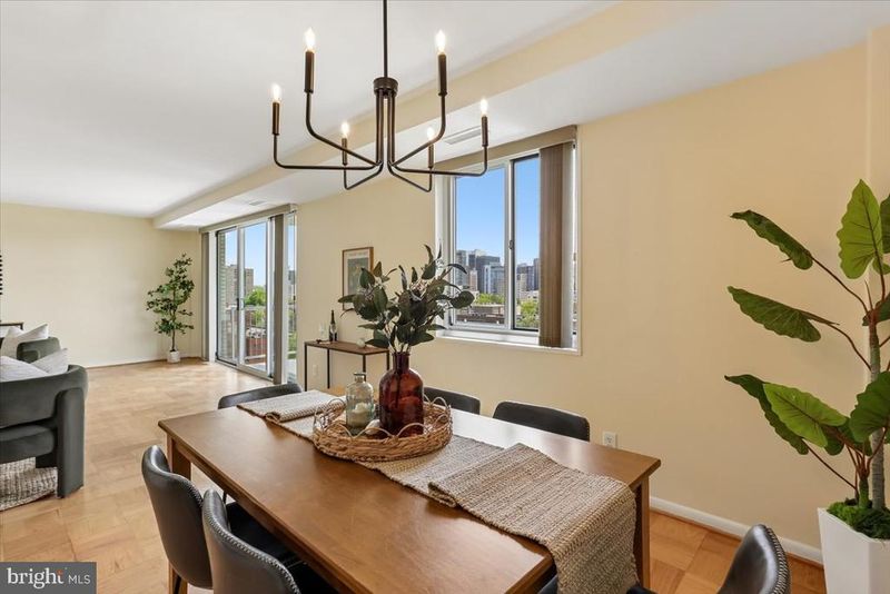 4977 Battery Ln #1-902, Bethesda, MD 20814