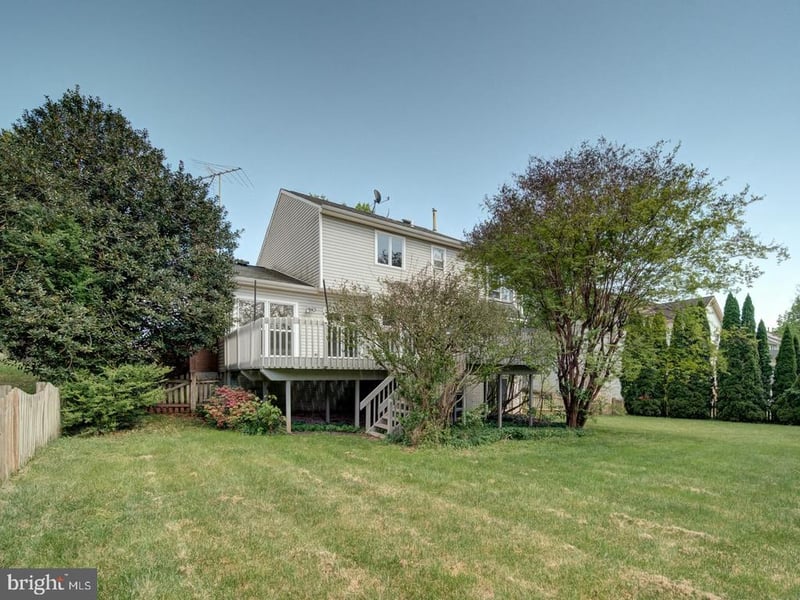 9618 Clover Hill Rd, Manassas, VA 20110