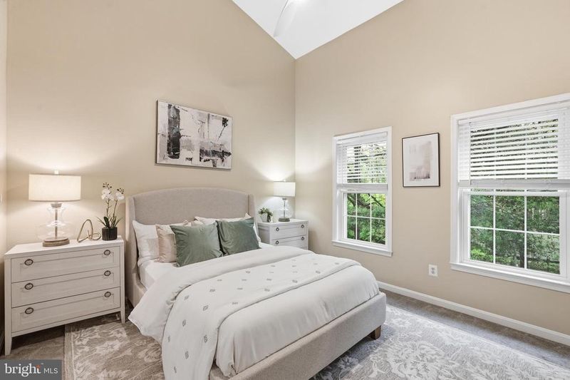 4662 W Braddock Rd, Alexandria, VA 22311