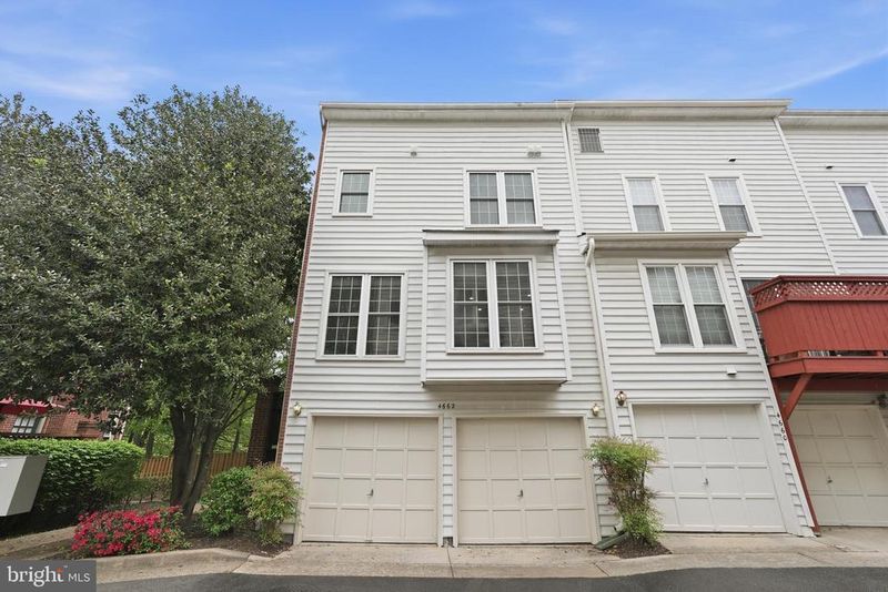 4662 W Braddock Rd, Alexandria, VA 22311