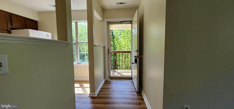 9418 Scarlet Oak Dr, Manassas, VA 20110