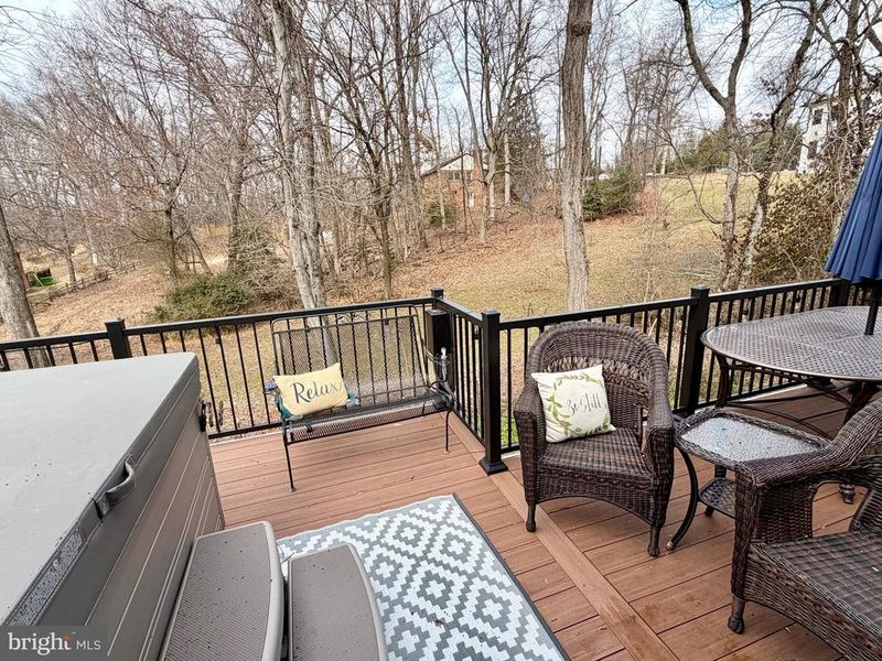 2224 Abbotsford Dr, Vienna, VA 22181