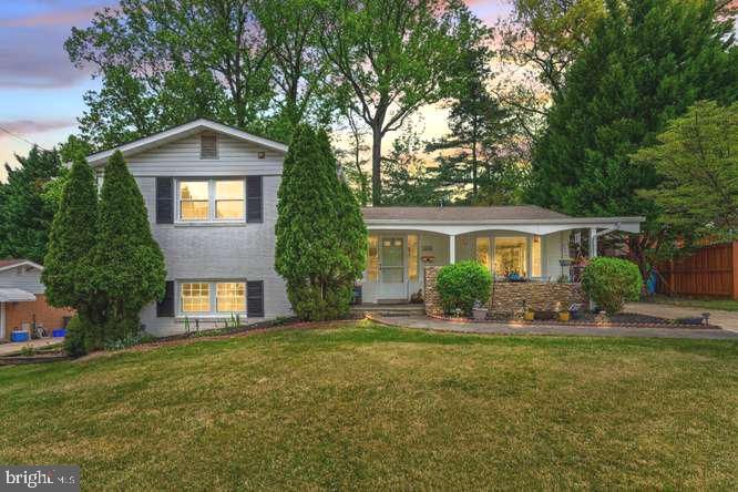 1008 Robroy Dr, Silver Spring, MD 20903