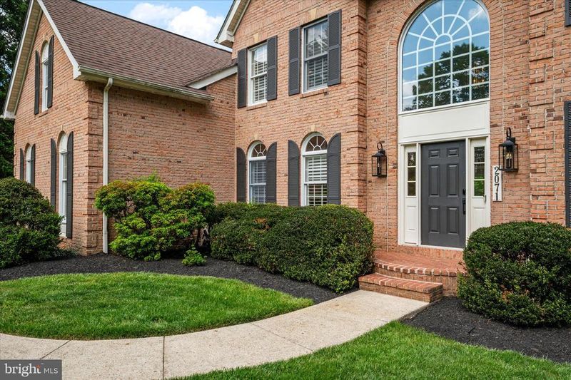 2071 Haverford Dr, Crownsville, MD 21032