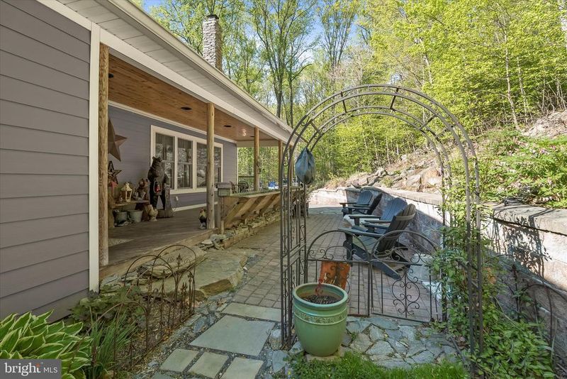 4623 Fishers Hl, Myersville, MD 21773