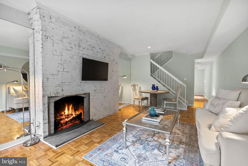 1047 Paper Mill Ct NW #1047, Washington, DC 20007