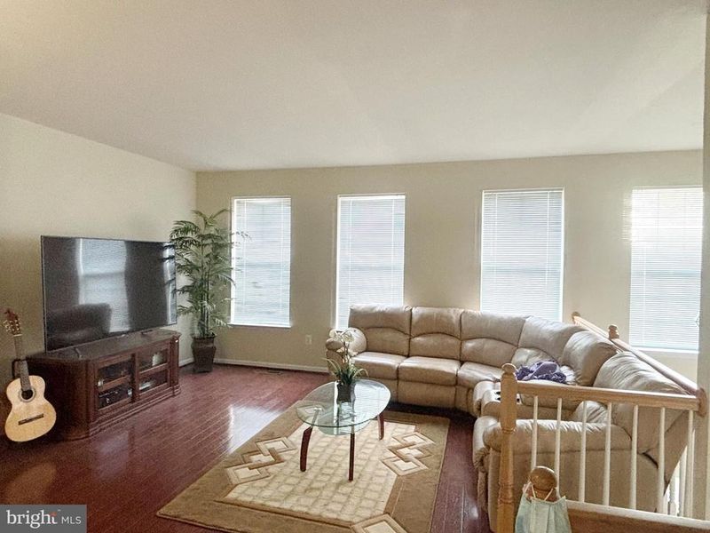 12646 Heron Ridge Dr, Fairfax, VA 22030