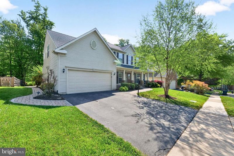 6355 Bannister Dr, Frederick, MD 21701