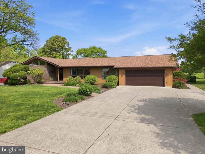 908 Bay St, Woodbridge, VA 22191