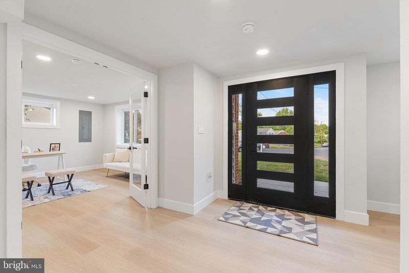 4108 Dakota Ct, Alexandria, VA 22312