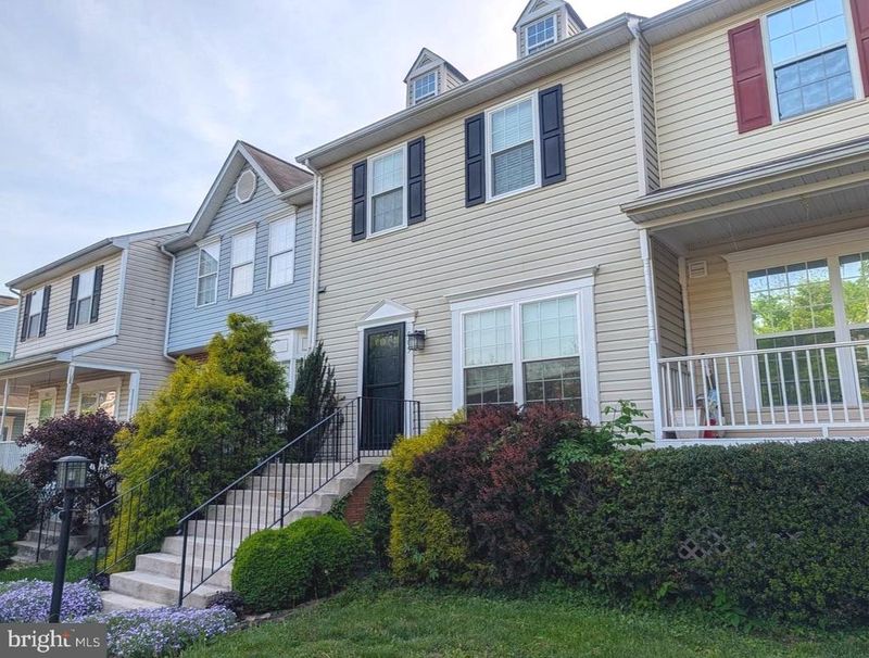 505 Breckinridge Sq SE, Leesburg, VA 20175