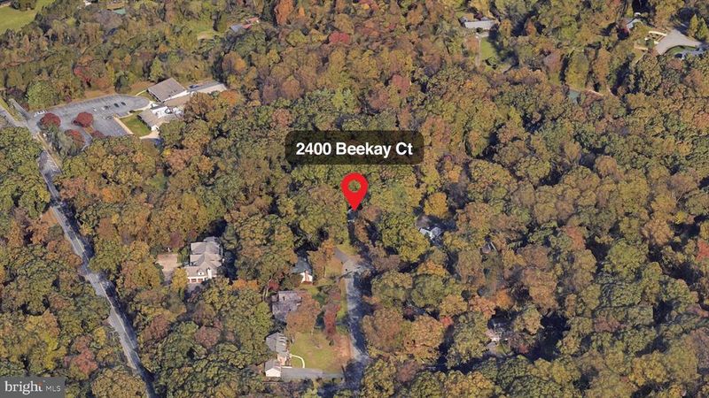 2400 Beekay Ct, Vienna, VA 22181
