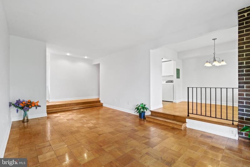 9804 Georgia Ave #23-302, Silver Spring, MD 20902