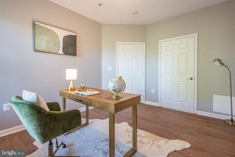 6480 Cheyenne Dr #203, Alexandria, VA 22312