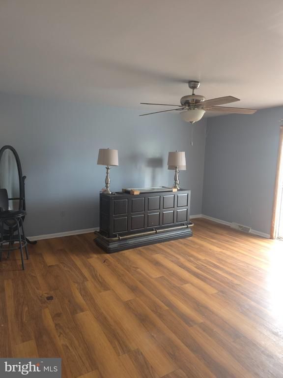 12 2nd Ave, Brooklyn, MD 21225