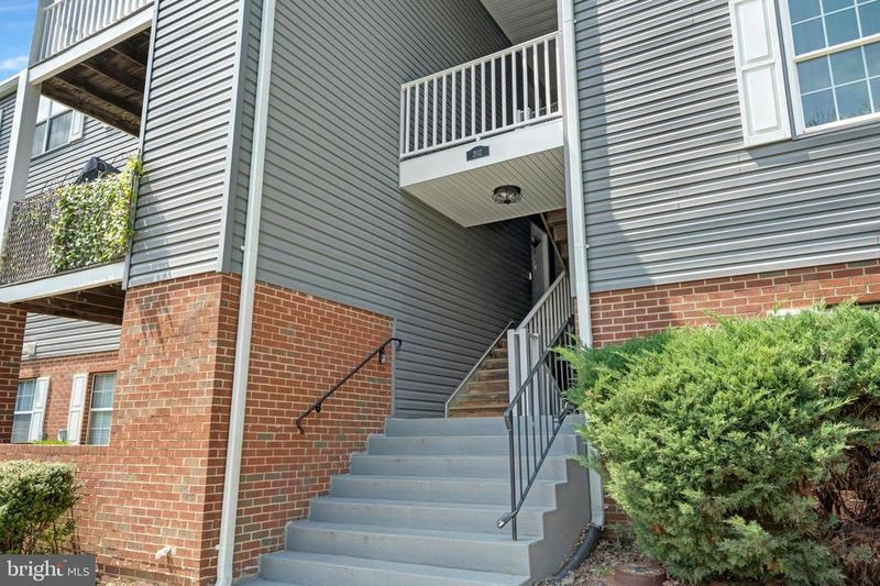 202 Grosvenor Ln #73, Stafford, VA 22556
