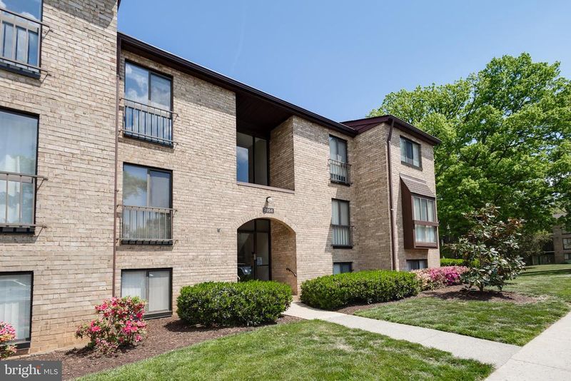 2054 Royal Fern Ct #24/21B, Reston, VA 20191