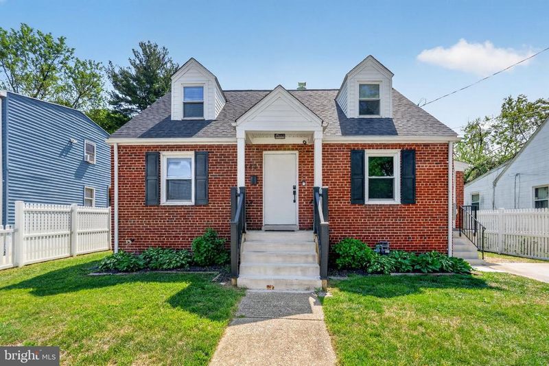 5831 33rd Ave, Hyattsville, MD 20782
