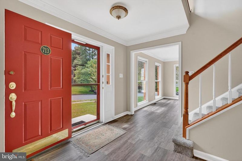 713 Brandon Green Dr, Silver Spring, MD 20904