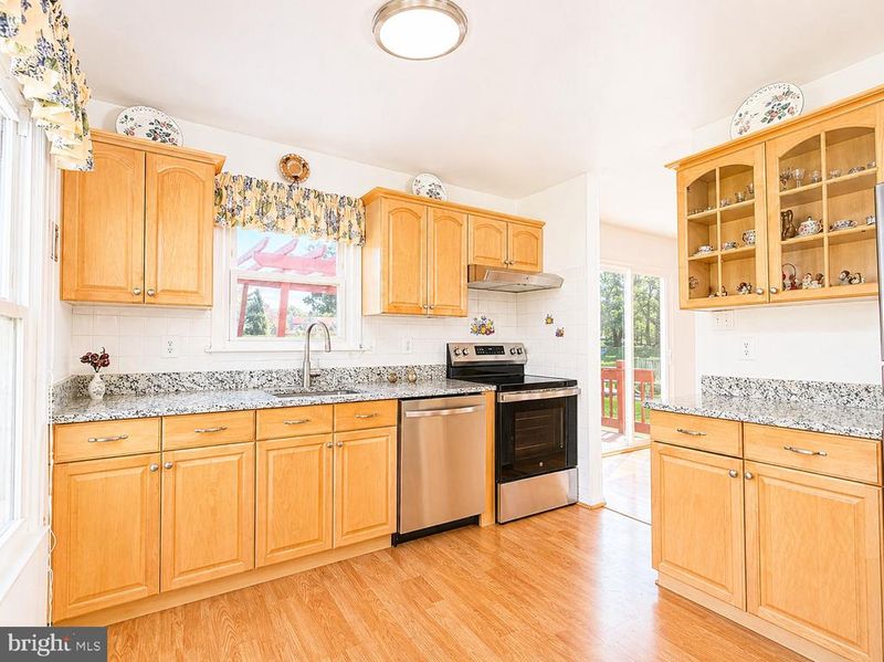 13813 Ranch Pl, North Potomac, MD 20878