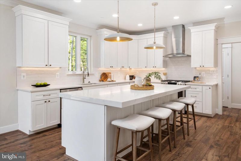 1252 Sunrise Beach Rd, Crownsville, MD 21032