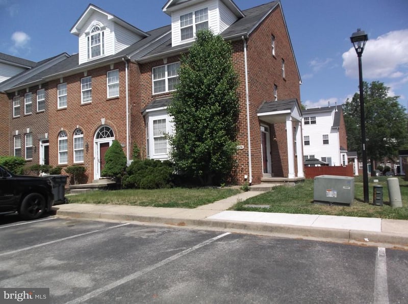 9906 Robstown Pl, Waldorf, MD 20603